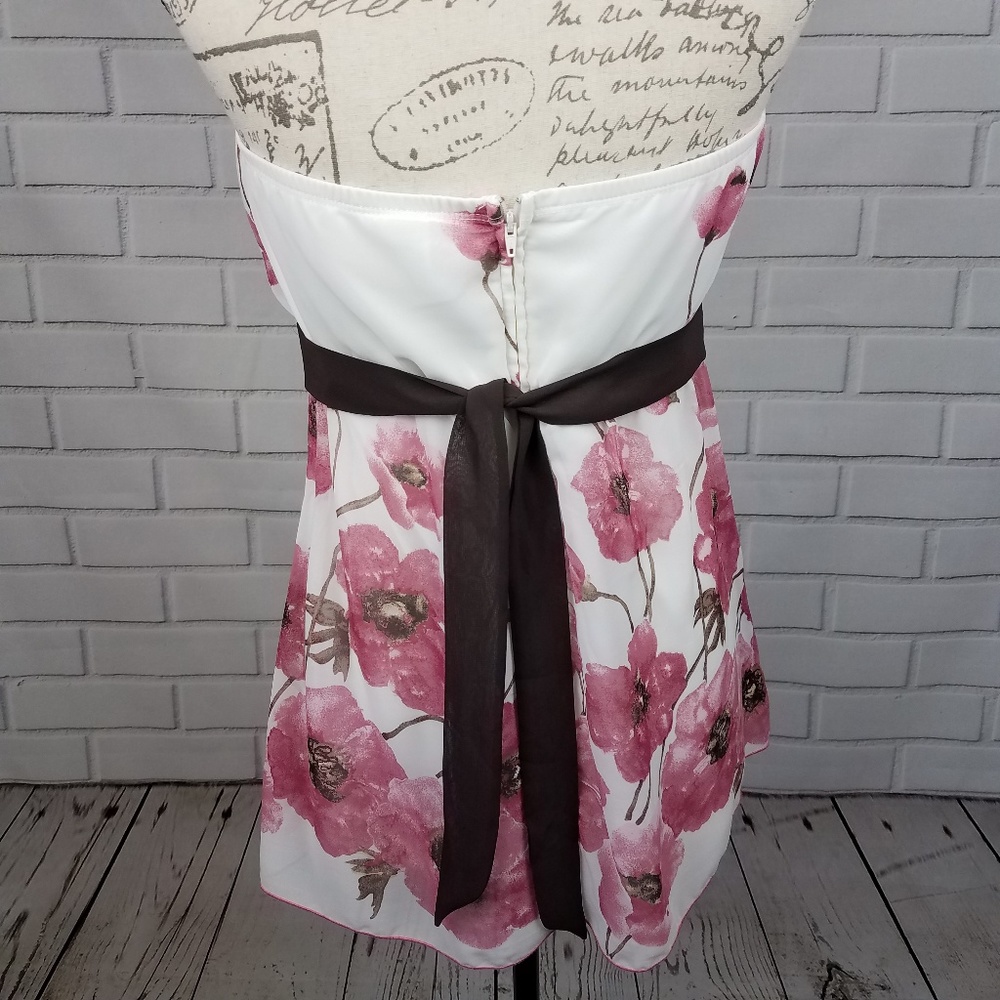 Studio Y Strapless Ivory Roses Top - Picture 3 of 5